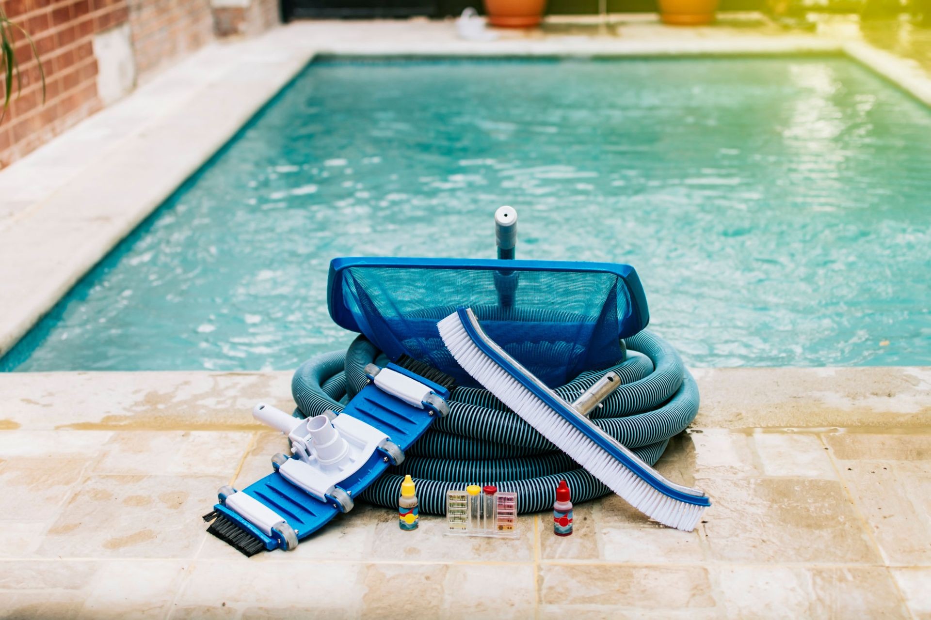 Weekly Pool Cleanings Routine Maintenace